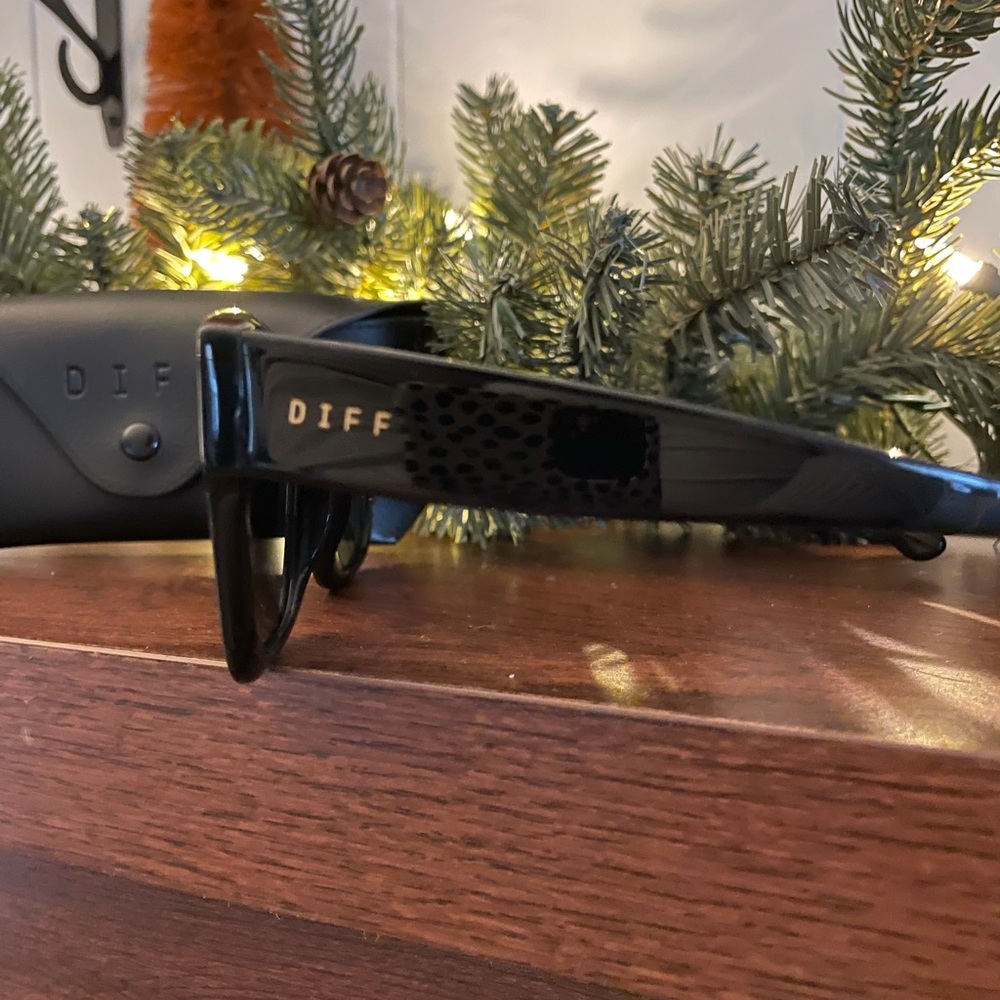 Diff Eyewear Bella II polarized sunnies